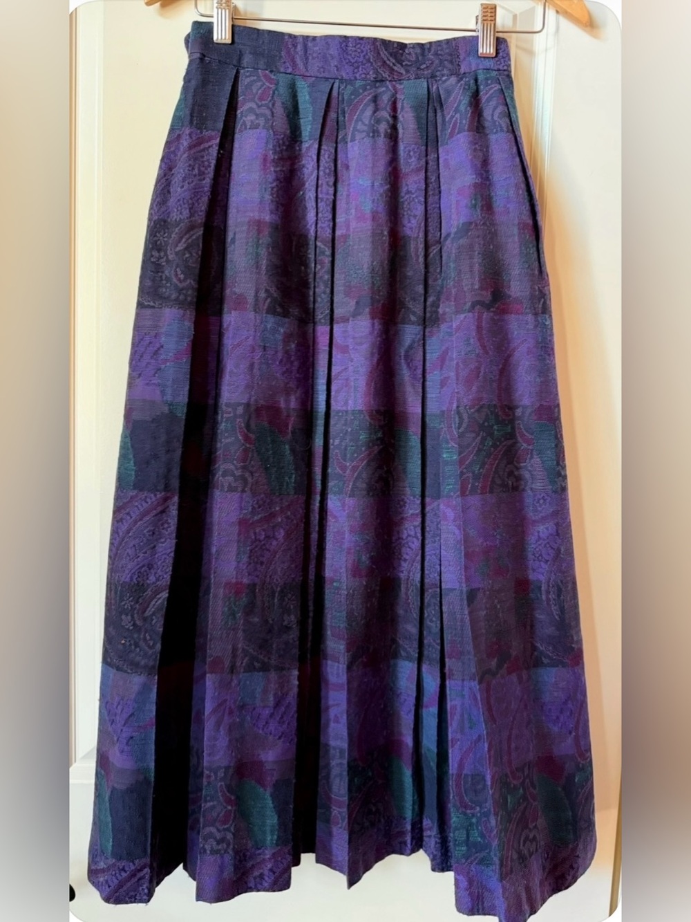 Vtg. Geiger Plaid Skirt Waist 24 inches,Made in Austria,59% Wool/41% Cotton